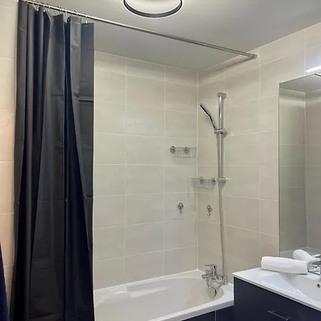 Cosy-rent De Standingparking Neudorf アパート *