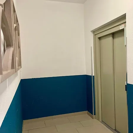Cosy-rent De Standingparking Neudorf Apartamento